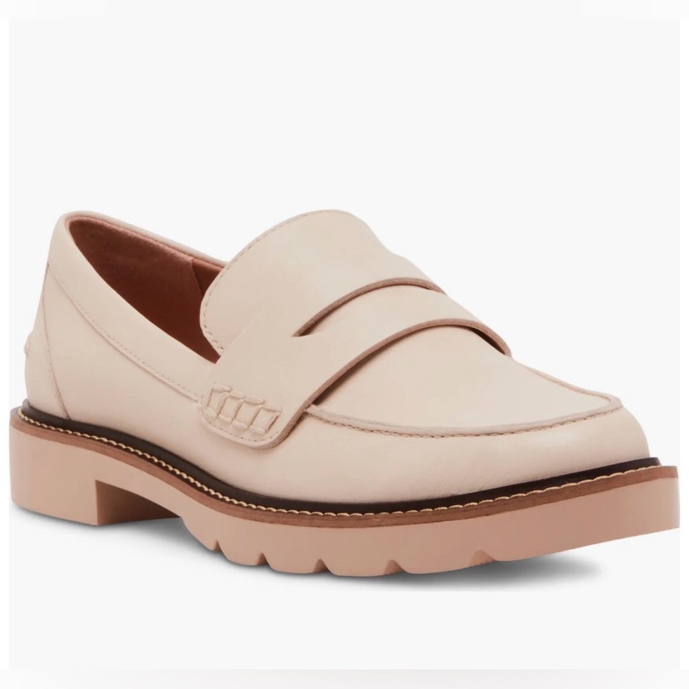 Blondo Waterproof Penny Loafers Bone Cream Lug Sole NWT Size 5.5 Wide